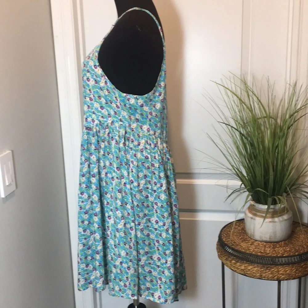 NEW* Kling Spaghetti Strap Sundress‎ - Picture 4 of 9